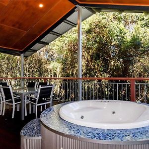 One-Bedroom Villa Rainforest View